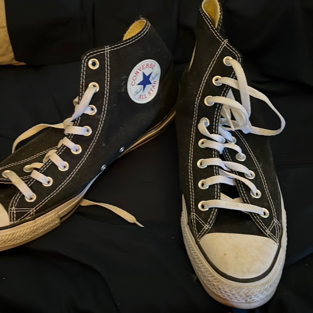 Men’s high top black converse size 12